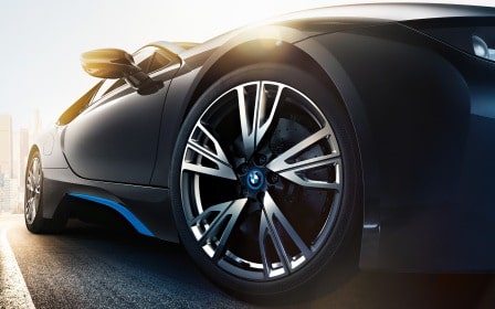 BMW i8 tyre